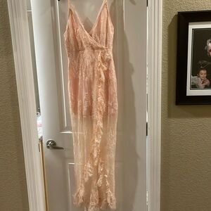 Beautiful lacey pink dress size S!